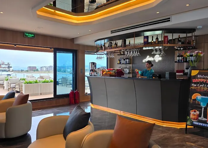 Azura Cruise 5* Ha Long