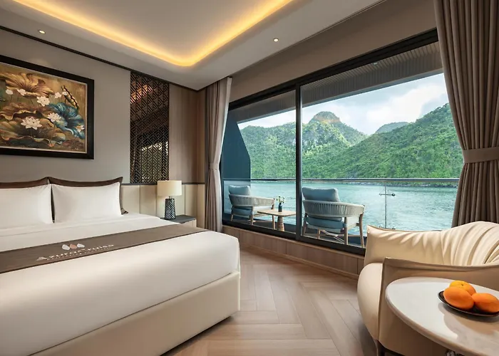 Botel Azura Cruise Ha Long